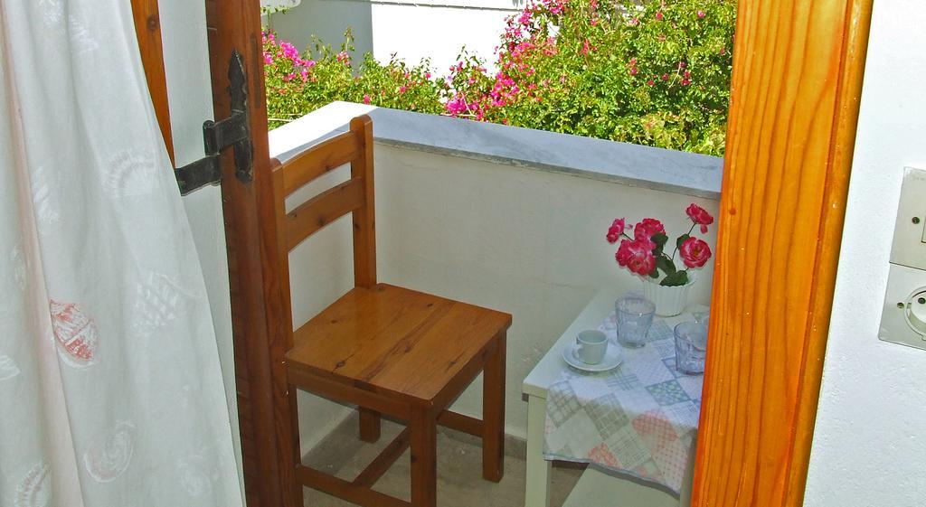 Hotel Eleftheria Páros Exterior foto